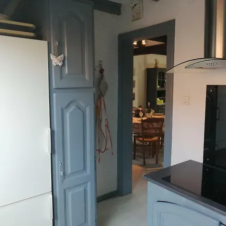 Les Papillons Apartment